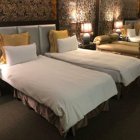Crystal Business Motel Хсинчу Сити Екстериор снимка