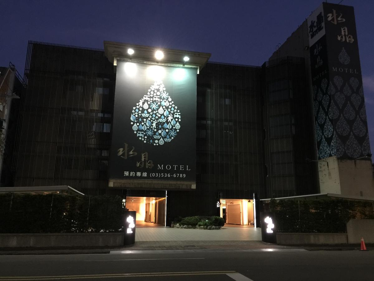 Crystal Business Motel Хсинчу Сити Екстериор снимка