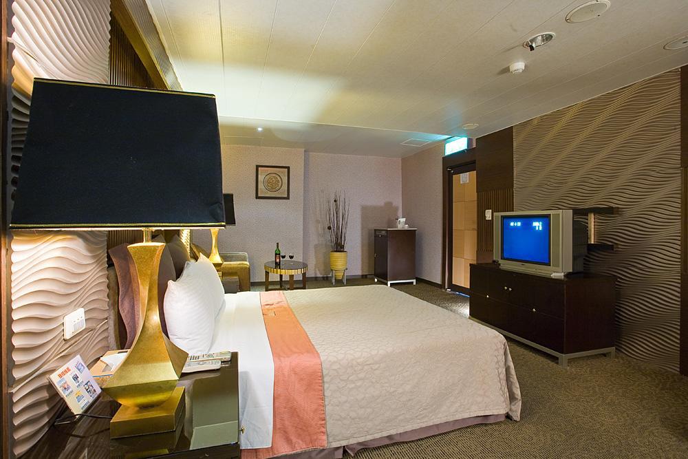 Crystal Business Motel Хсинчу Сити Екстериор снимка
