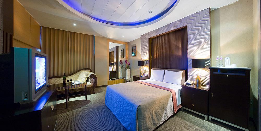 Crystal Business Motel Хсинчу Сити Екстериор снимка
