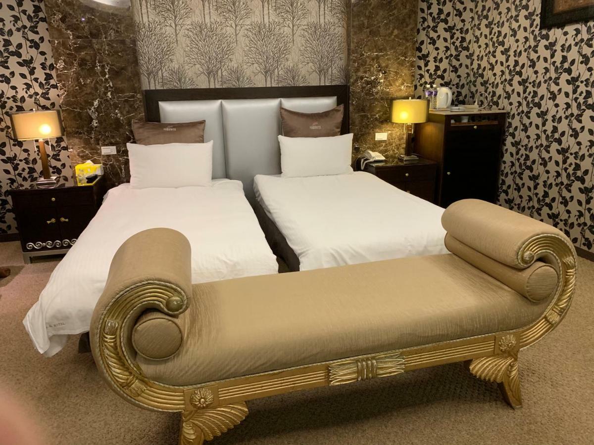 Crystal Business Motel Хсинчу Сити Екстериор снимка